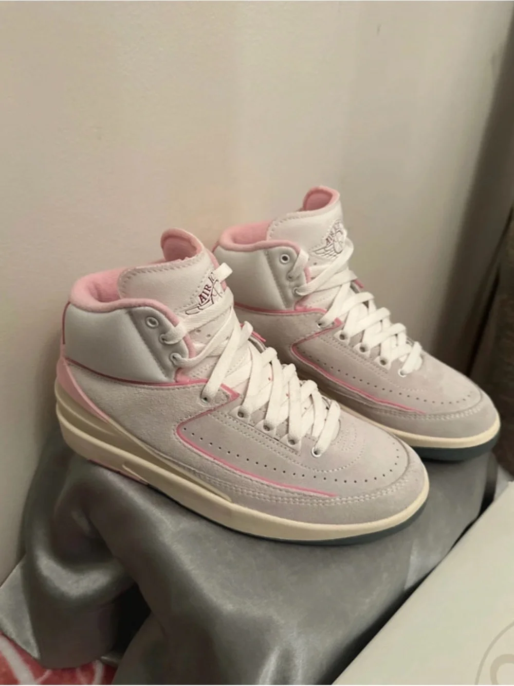 Nike Women's Sneakers Gray Pink Cream